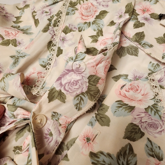 Vintage Floral Cottagecore Romper - Picture 6 of 12